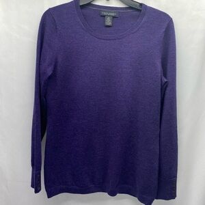 Banana Republic Women’s Wool Blend Purple Crew Neck Sweater Med. Button Sleeves